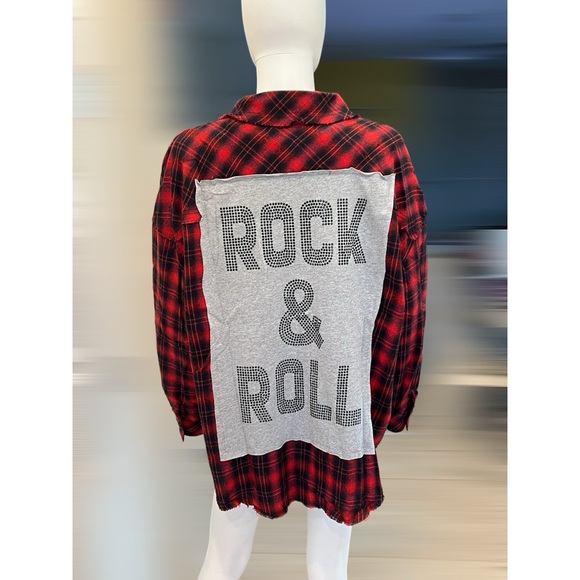 FANTASTIC FAWN Embellished red and black oversized flannel S M L - Picture 7 of 12